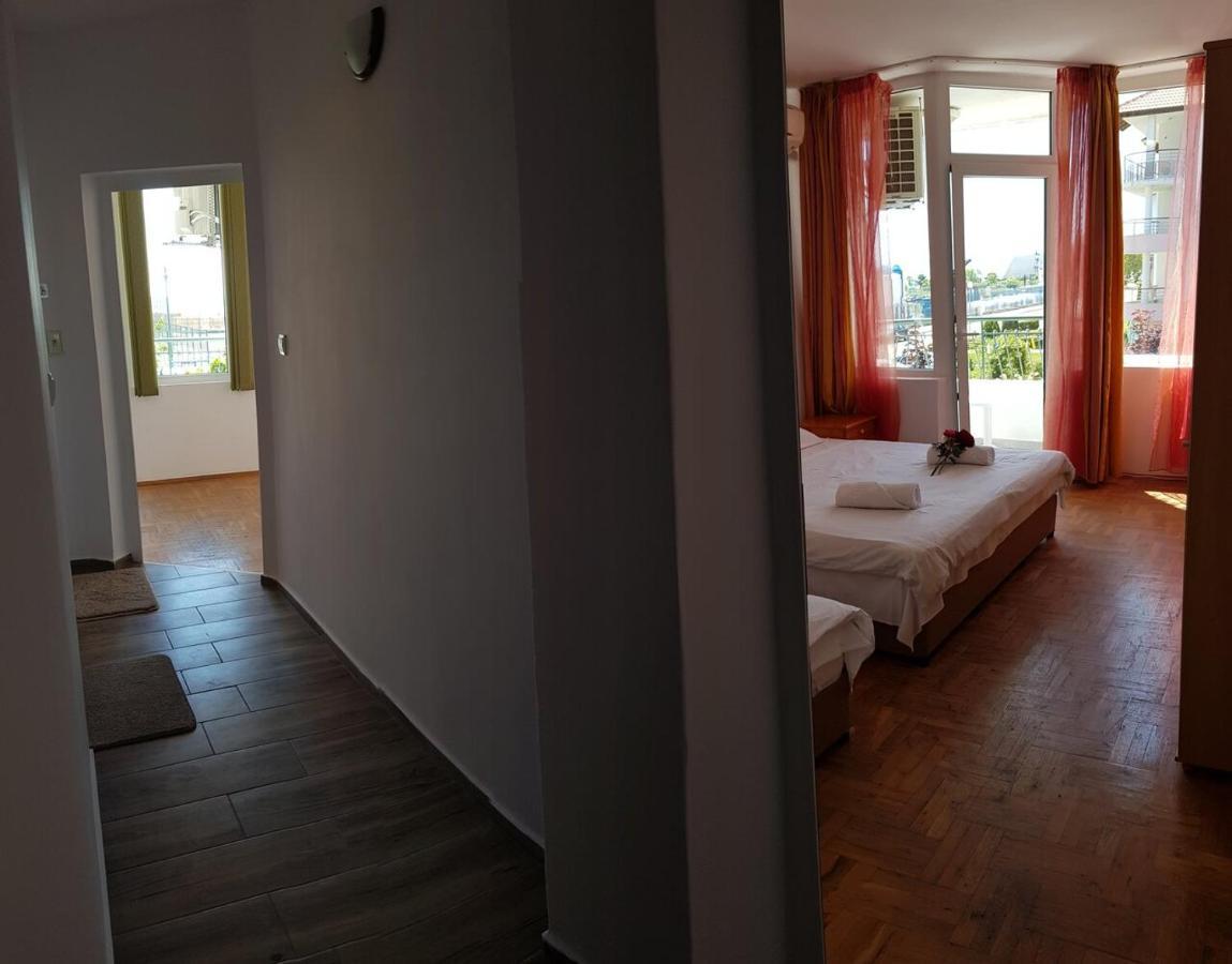 Sunny Island Pensiune Obzor